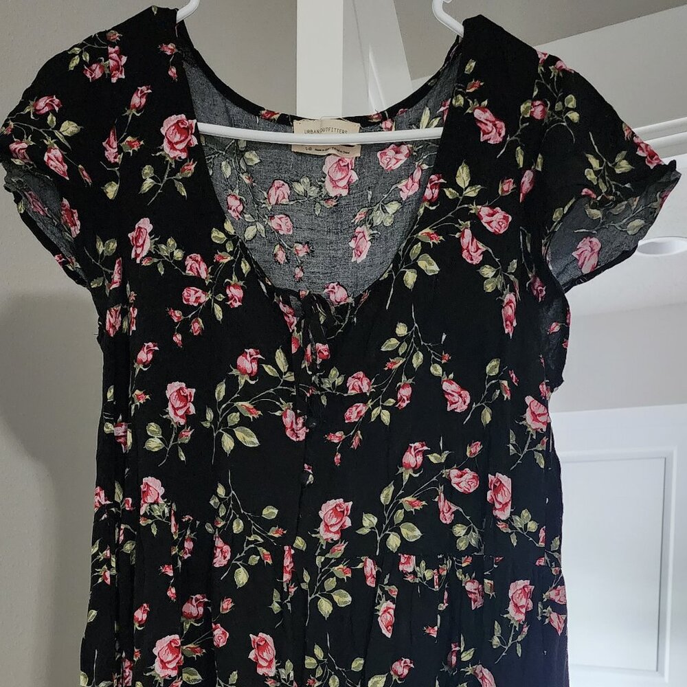 Urban Outfitters short sleeve dress size L